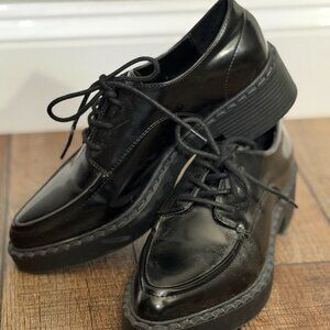 JLO Jennifer Lopez Black Patent Lace-Up Oxfords/Loafers
